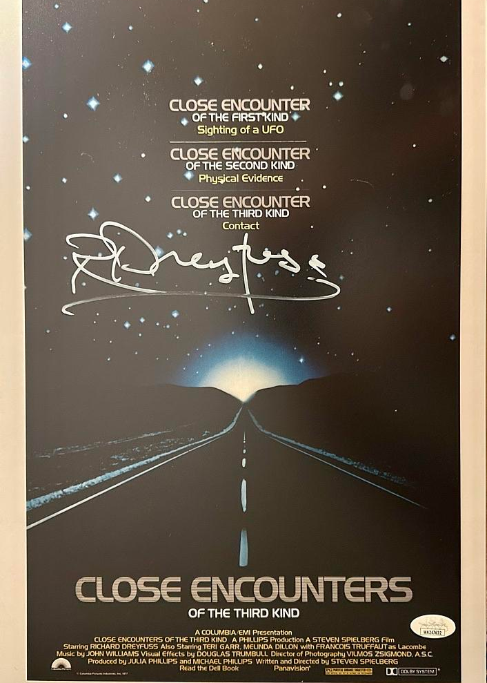 Richard Dreyfuss Signed 11x17 Photo (Close Encounters) - JSA COA